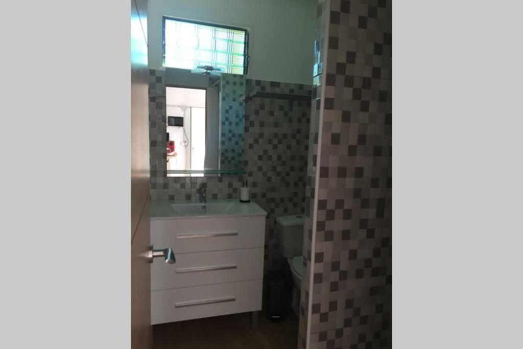 Big, Large Cozy Apartment With Sea View Ask For Additional Bedroom As An Extra Option Телде Екстериор снимка