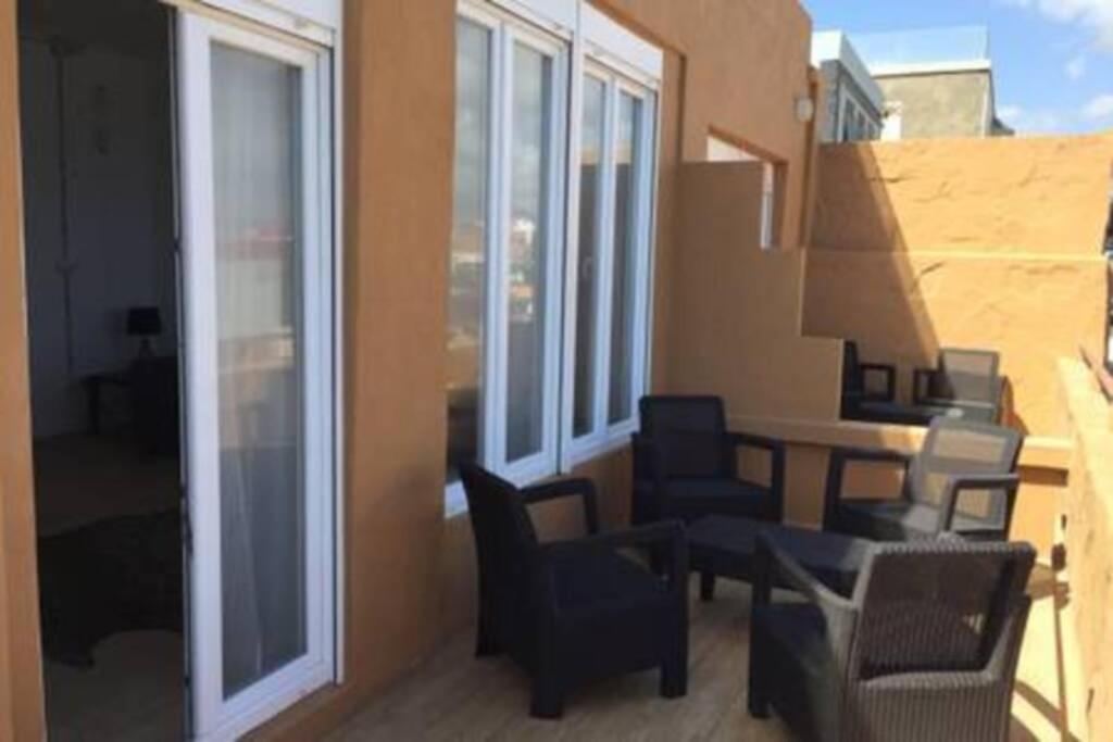 Big, Large Cozy Apartment With Sea View Ask For Additional Bedroom As An Extra Option Телде Екстериор снимка